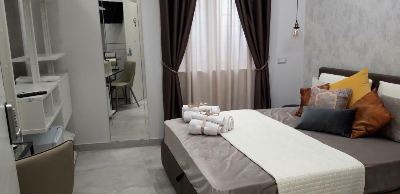 Prestige House Hotel Salerno Exterior photo